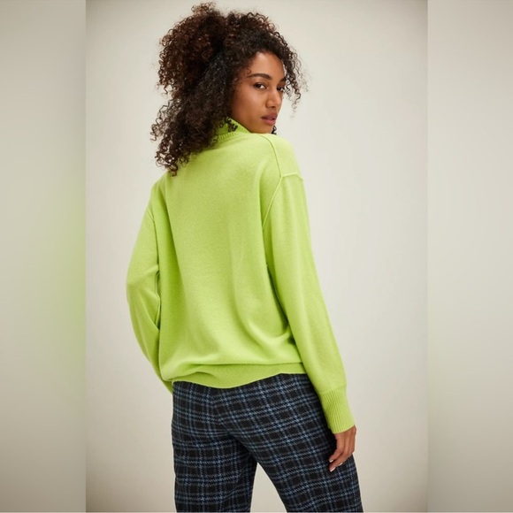NWT Free People “Treasure” 100% Cashmere Turtleneck Sweater in Lime Punch - Picture 3 of 9